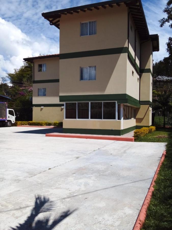 Finca Hotel Zona Franca Rionegro Luaran gambar